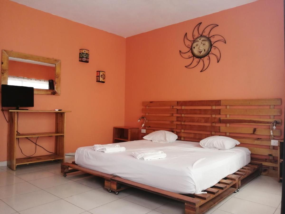 Guest House La Casa Del Quetzal Mérida Exterior photo